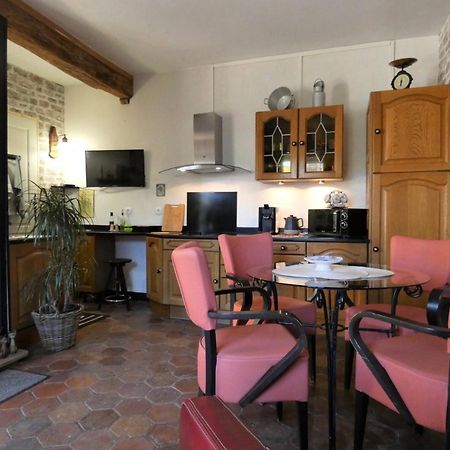La Meuniere Villa Jouy  Luaran gambar